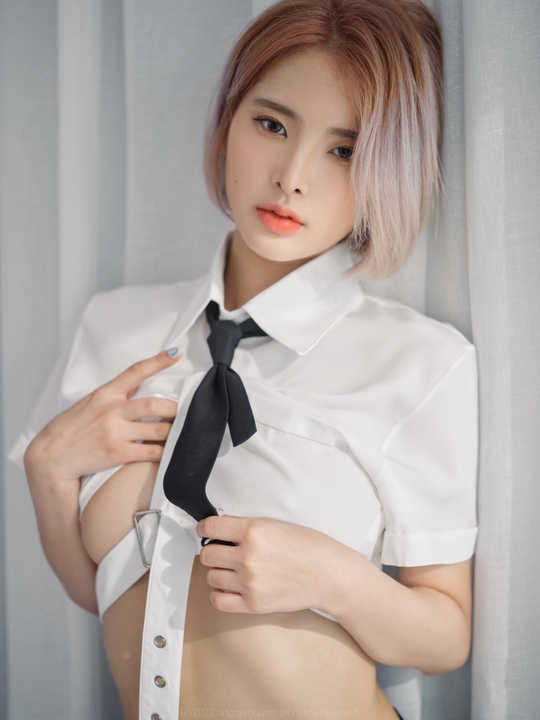 Hyoyeon ArtGravia Vol.378.jpg
